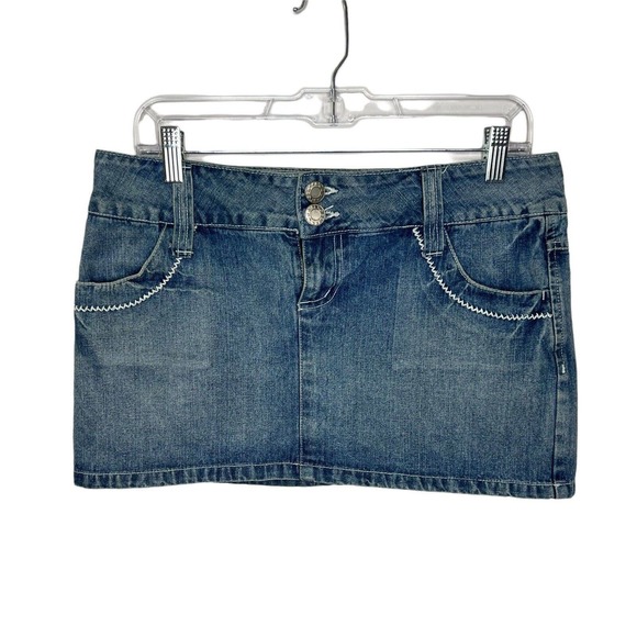 SO Dresses & Skirts - Vintage SO Womens Juniors Contrast Stitching Low Rise Mini Skirt Size 9